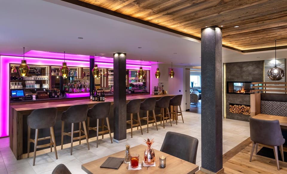 Lounge or bar