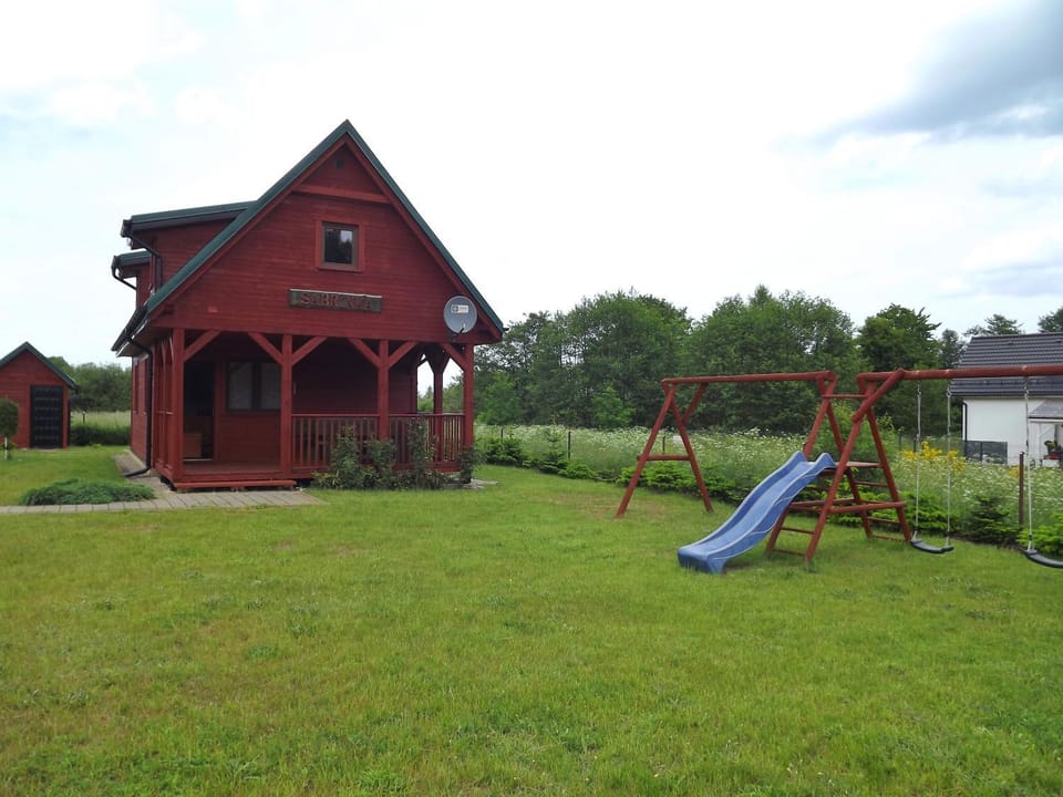 Facade/entrance, Children play ground, Garden, Balcony/Terrace, Pets