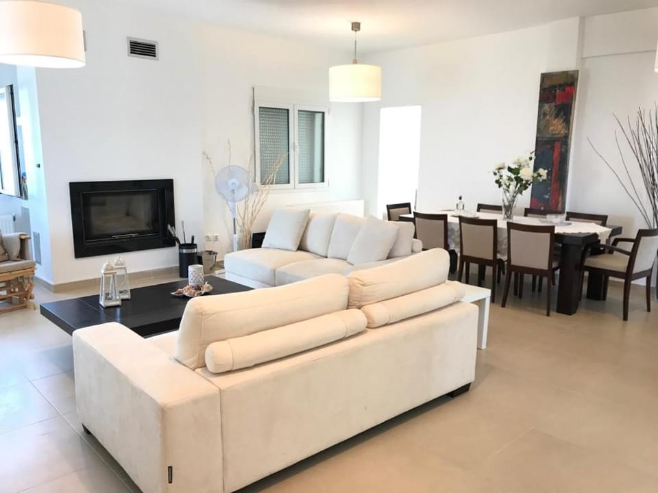 Villa Korais Luxury 3br apt with sea view Villa in Decentralized Administration of Macedonia and Thrace