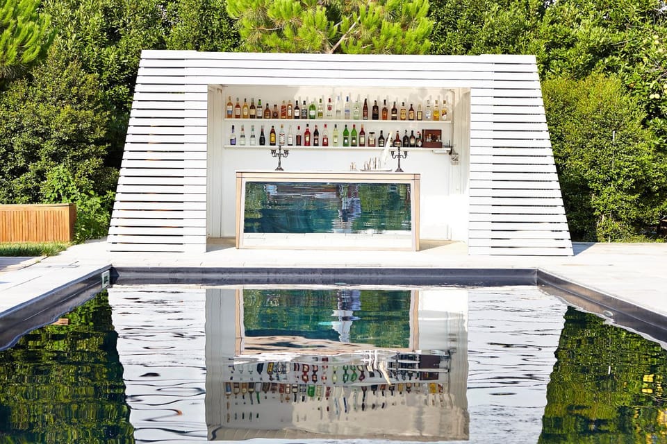 Lounge or bar, Swimming pool
