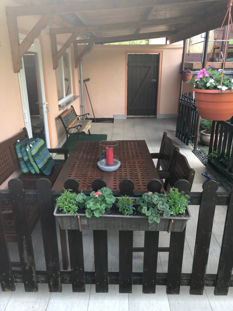 Property building, Balcony/Terrace, Garden view