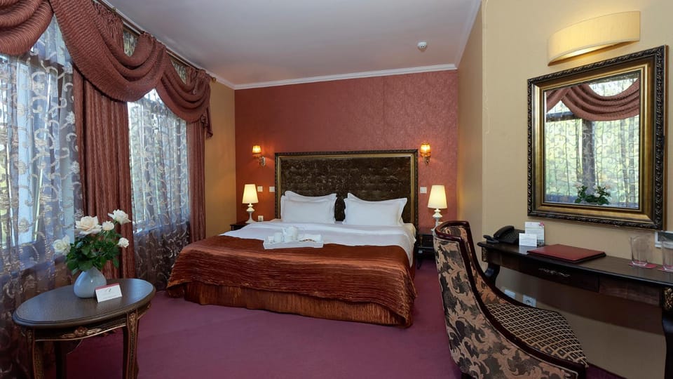 Bed, Photo of the whole room