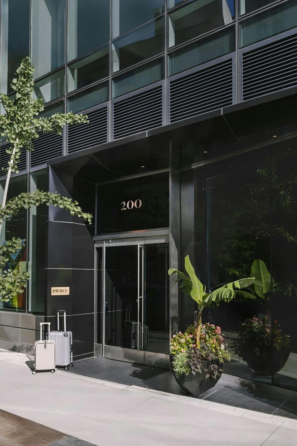 Property building, Facade/entrance