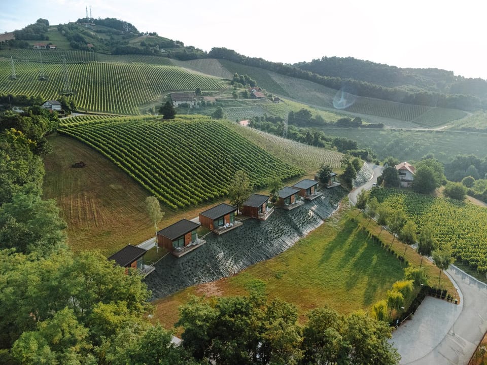 Property building, Bird's eye view