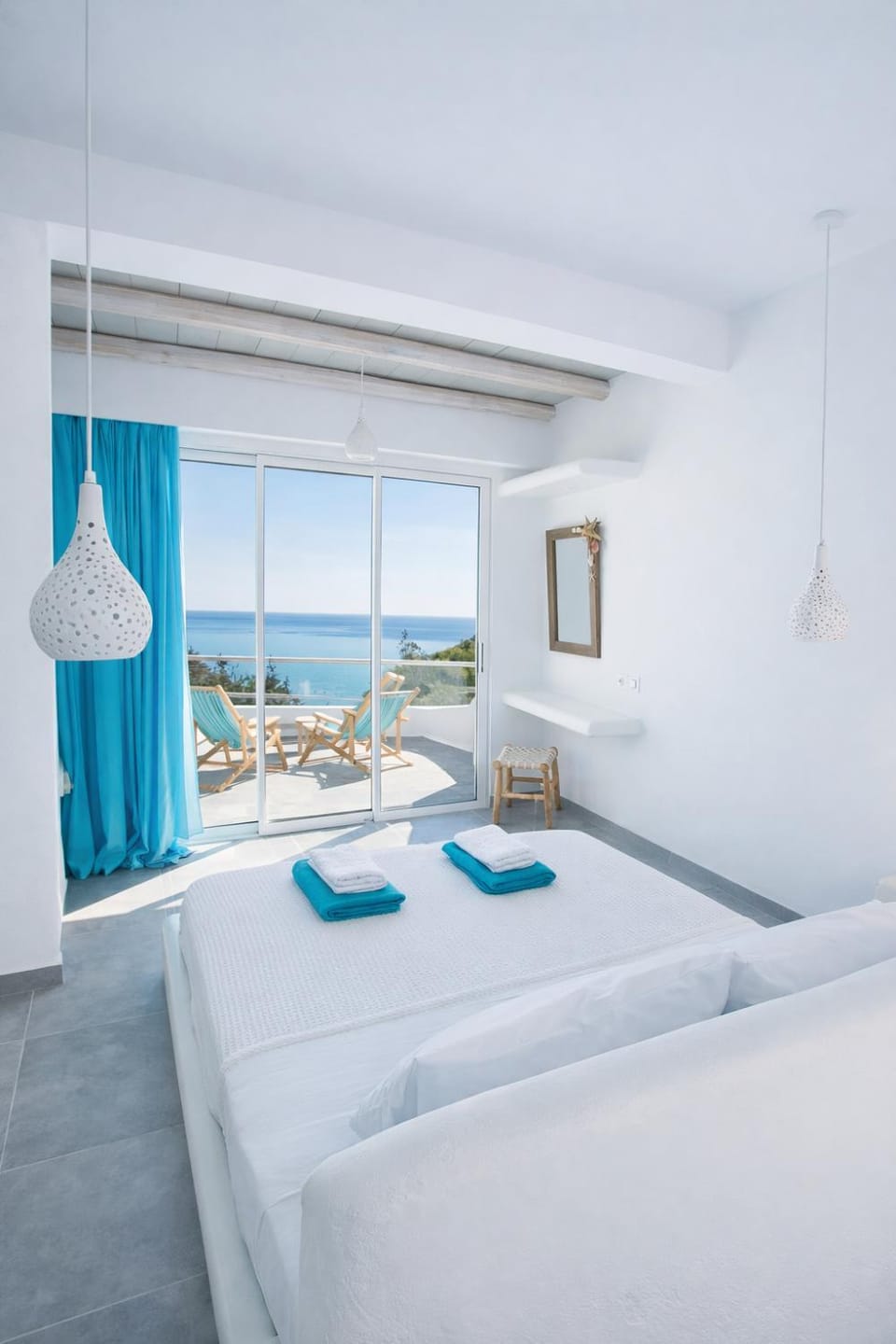 Bed, Sea view