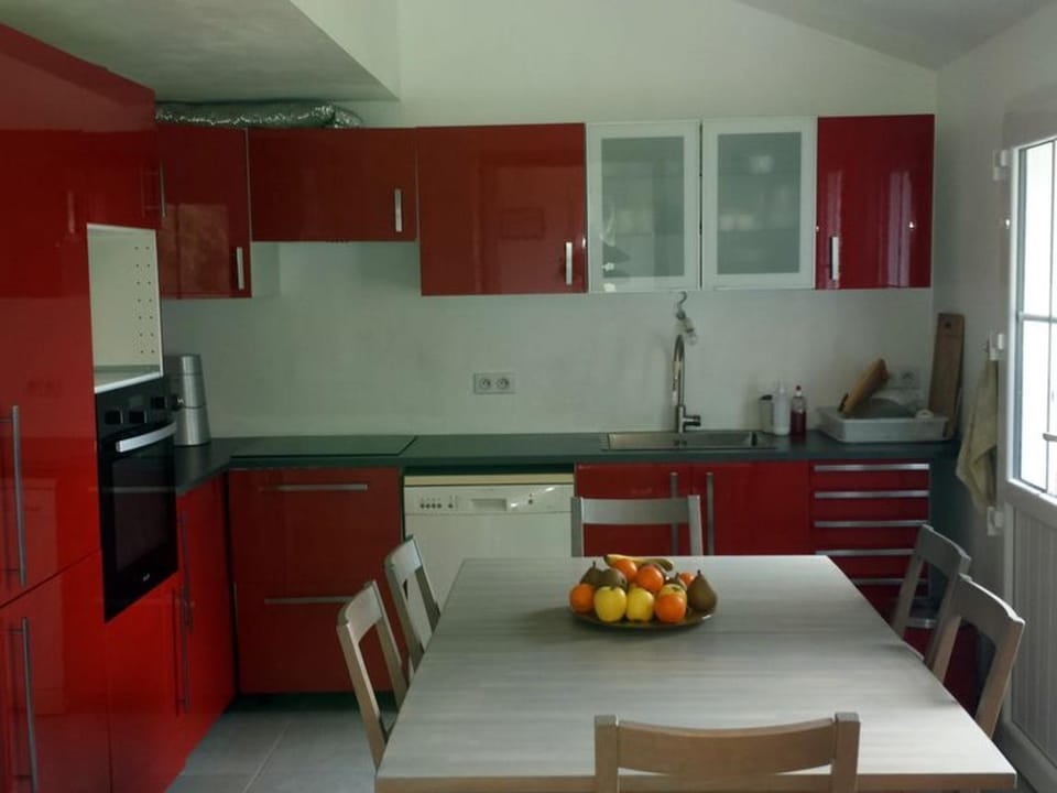 Maison familiale spacieuse proche de Sauzon, avec jardin et terrasse - FR-1-418-8 House in Brittany