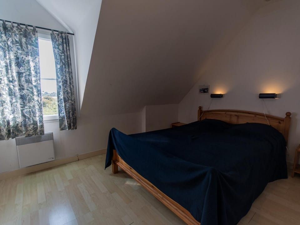 Maison tranquille avec jardin proche plage et commerce - FR-1-418-21 House in Brittany