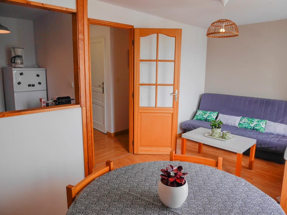 Appartement cosy vue port, 4 pers, Parking - FR-1-418-62 Apartment in Brittany