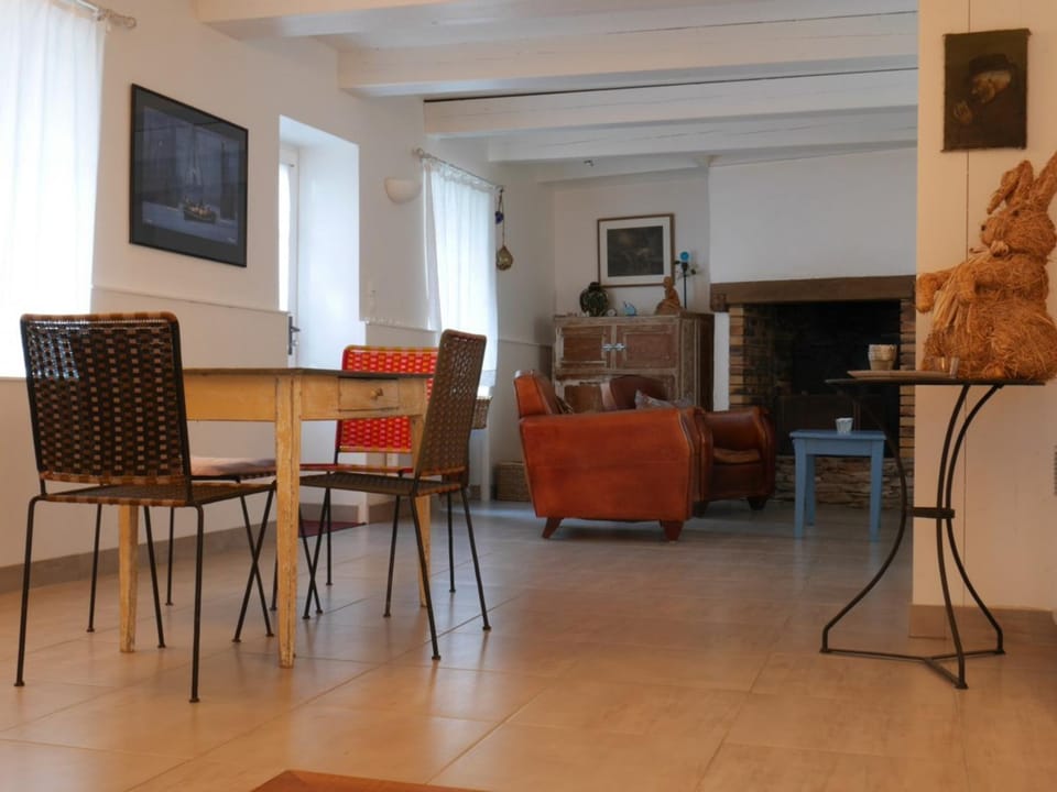 Maison traditionnelle près de la plage à Samzun, Locmaria - FR-1-418-97 House in Locmaria