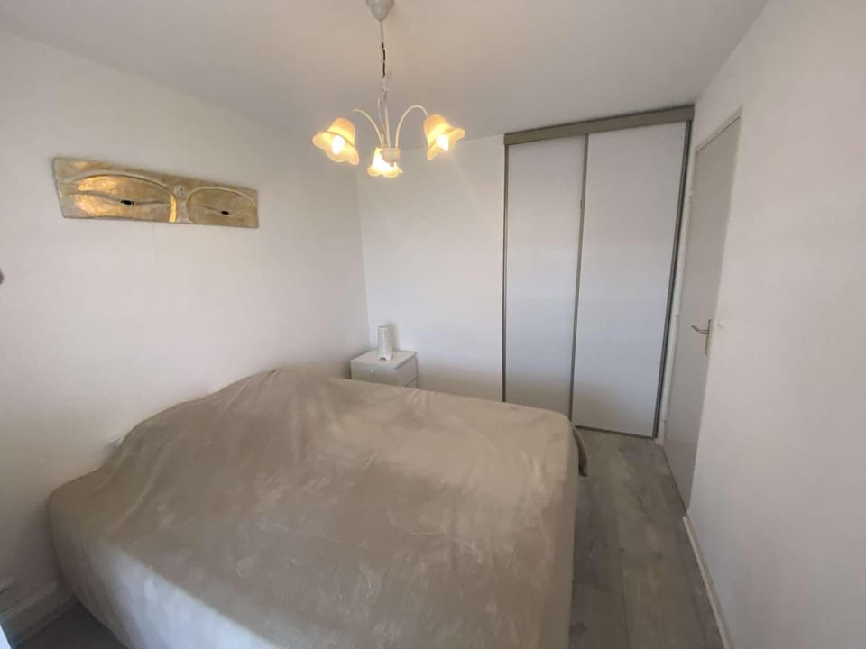 Appartement à Sainte-Maxime: 3 Pièces, Terrasse, Piscine, Clim, Proche Plage - FR-1-226-340 Apartment in Sainte-Maxime