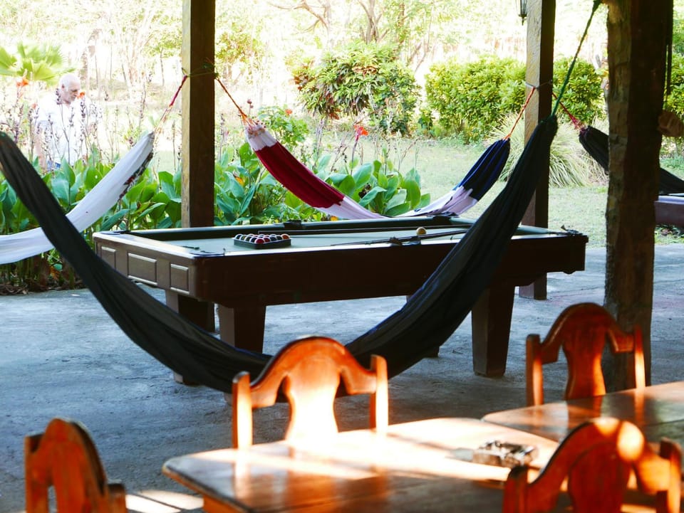Billiard, Living room