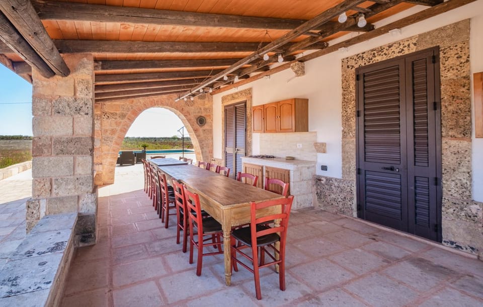 Day, Natural landscape, Dining area