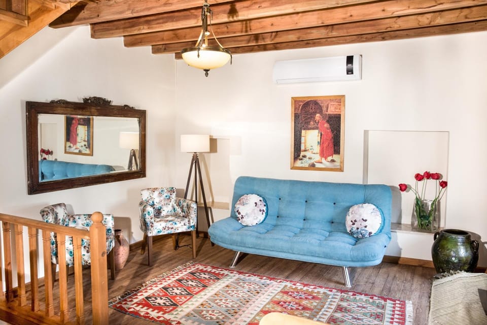 Communal lounge/ TV room, Photo of the whole room