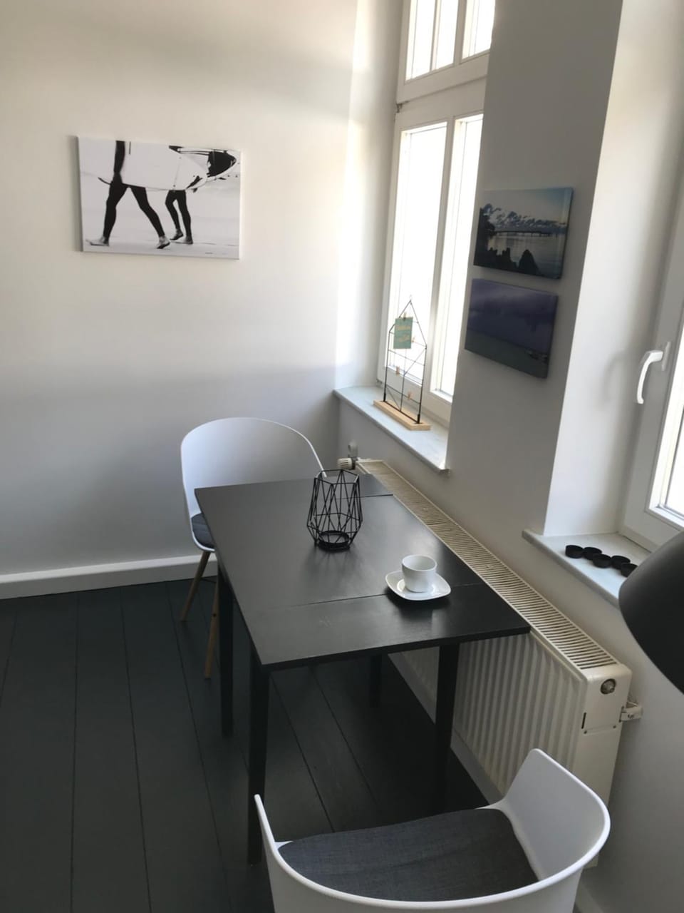 Living room, Decorative detail, Dining area