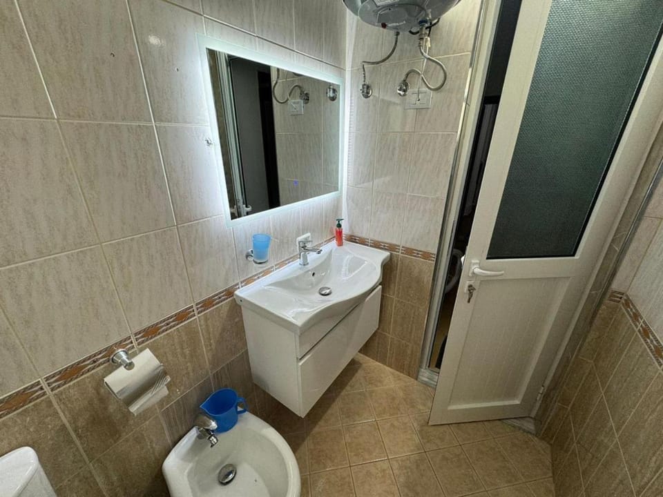 Toilet, Bathroom