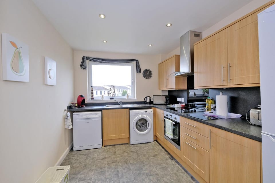 Coffee/tea facilities, Kitchen or kitchenette, dishwasher, minibar, pet friendly, stove, toaster, washing machine