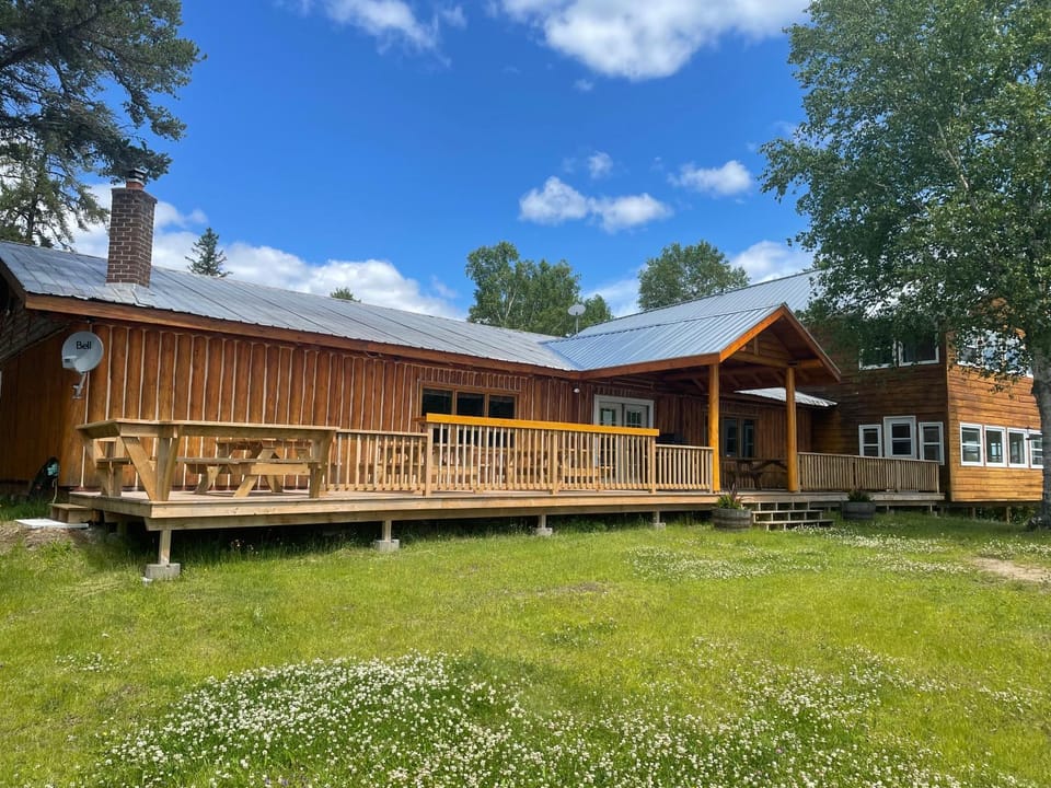 Air-Dale Lodge Nature lodge in Ontario