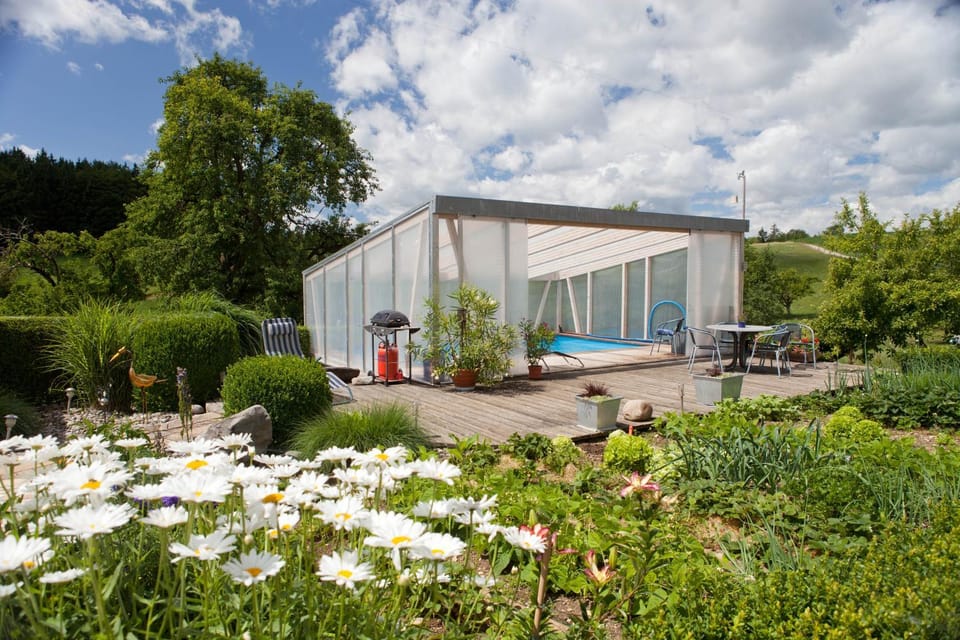 Garden, Swimming pool, Swimming pool
