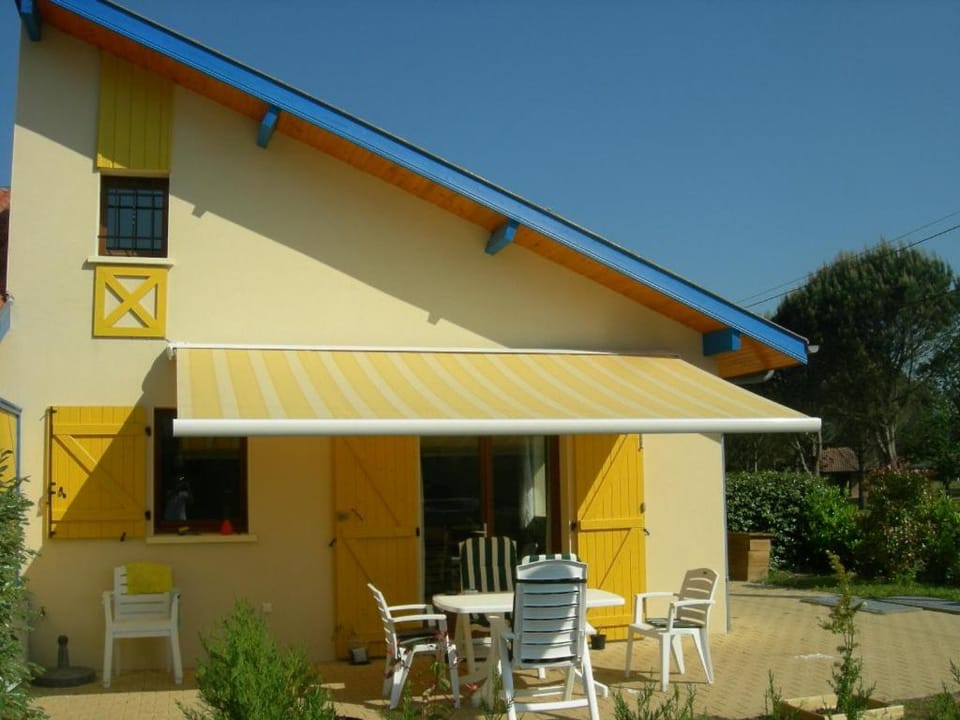 Property building, Patio