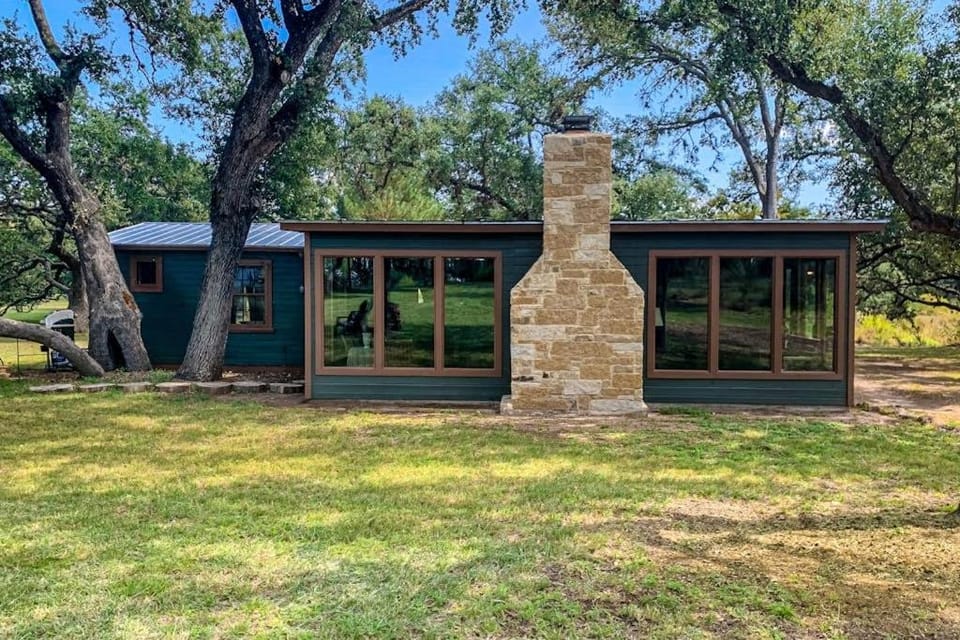 Property building, Spring, Day
