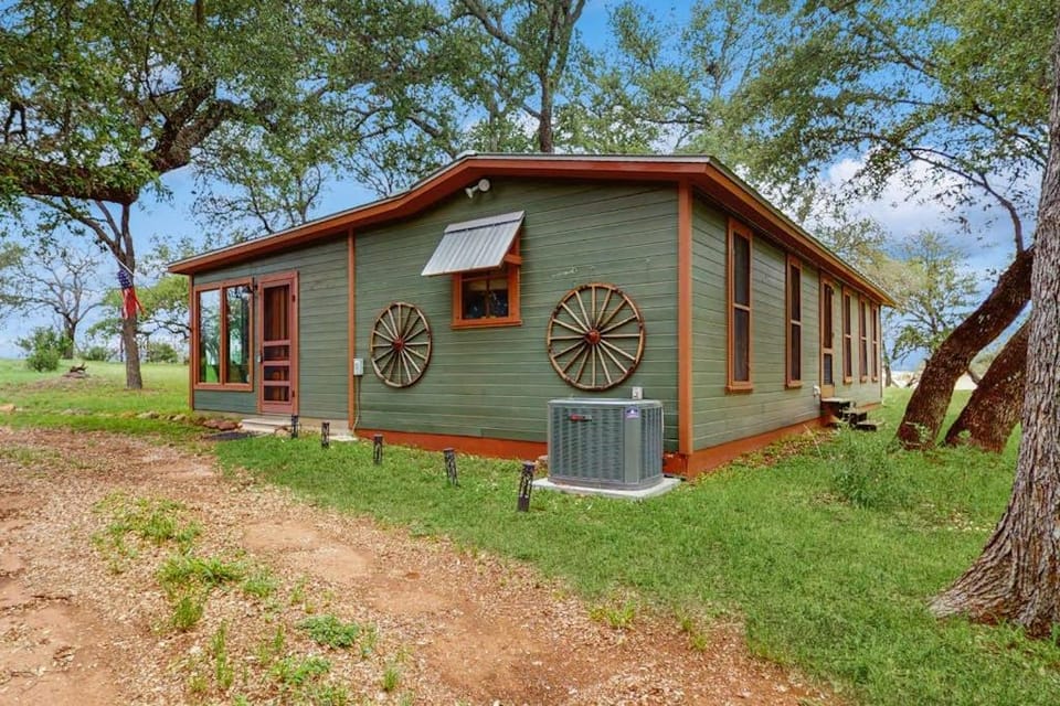Property building, Spring, Day