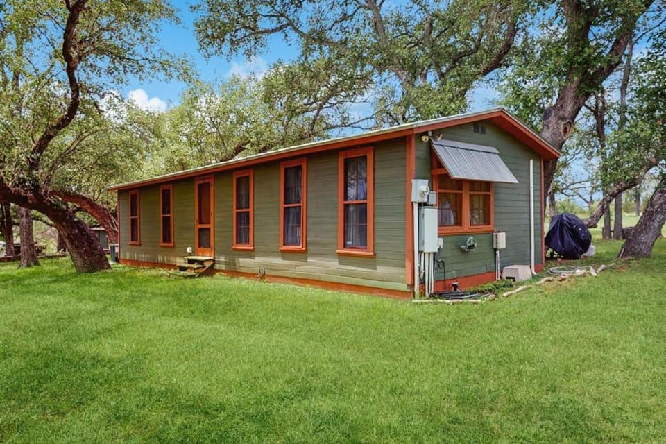 Property building, Spring, Day
