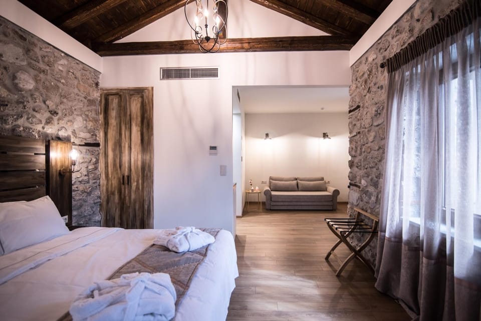 Seating area, Bedroom