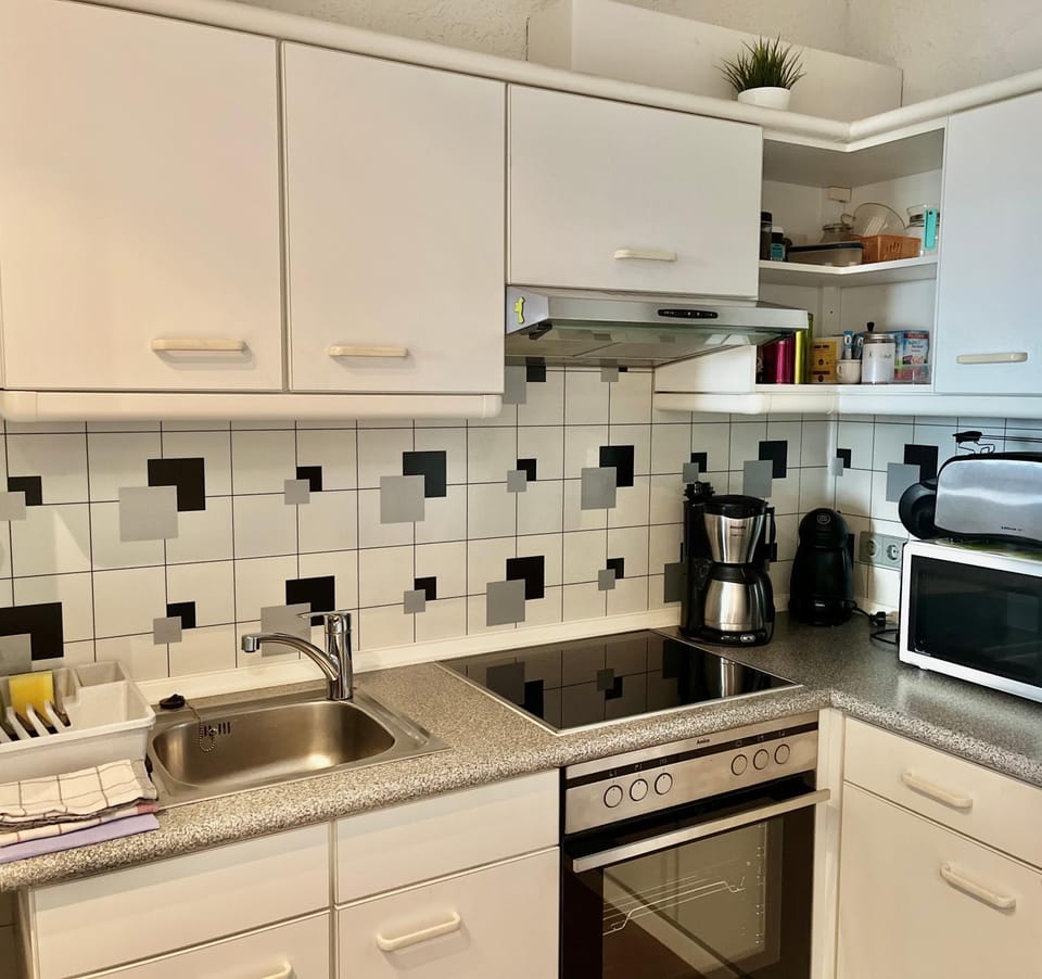 Kitchen or kitchenette, oven, stove, kitchen