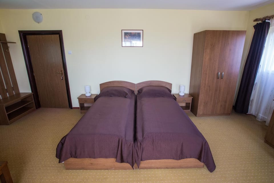 Camere de închiriat Hătuica Apartment in Romania