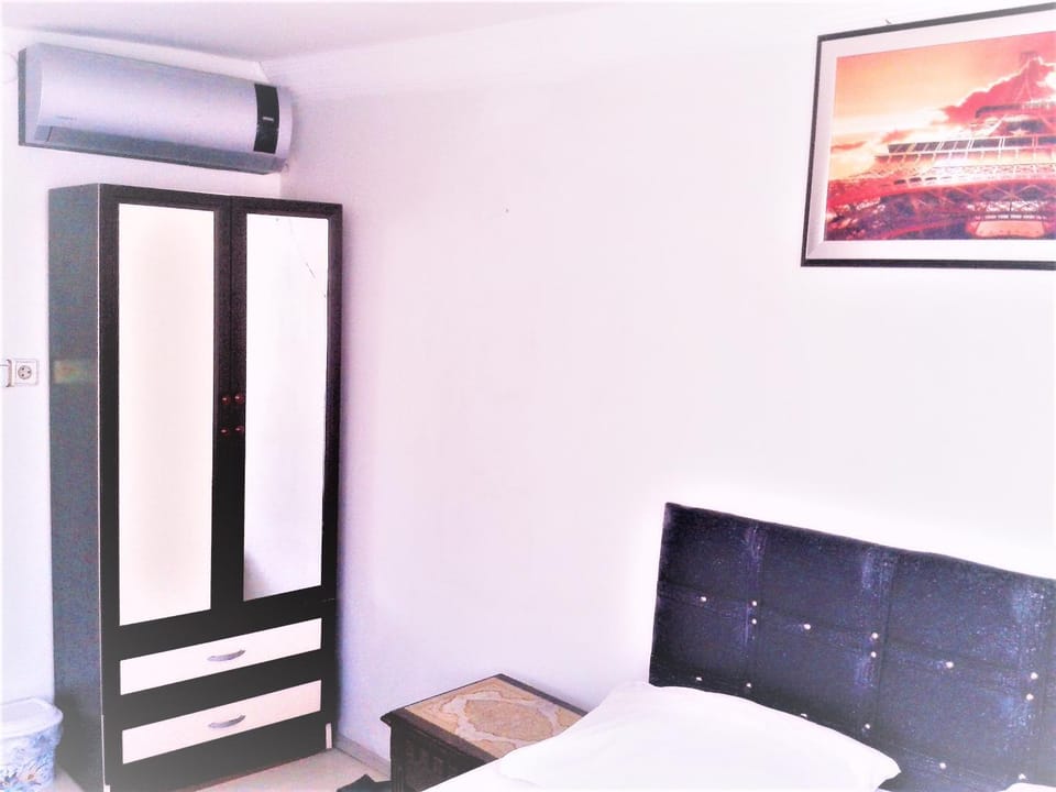 Staff, Staff, Staff, Spring, Bed, Day, People, People, People, Bathroom, Coffee/tea facilities, Food and drinks, Other, Decorative detail, Floor plan, Dining area, Bedroom, On site, City view, City view, Buffet breakfast, Buffet breakfast, Family, Family, Family