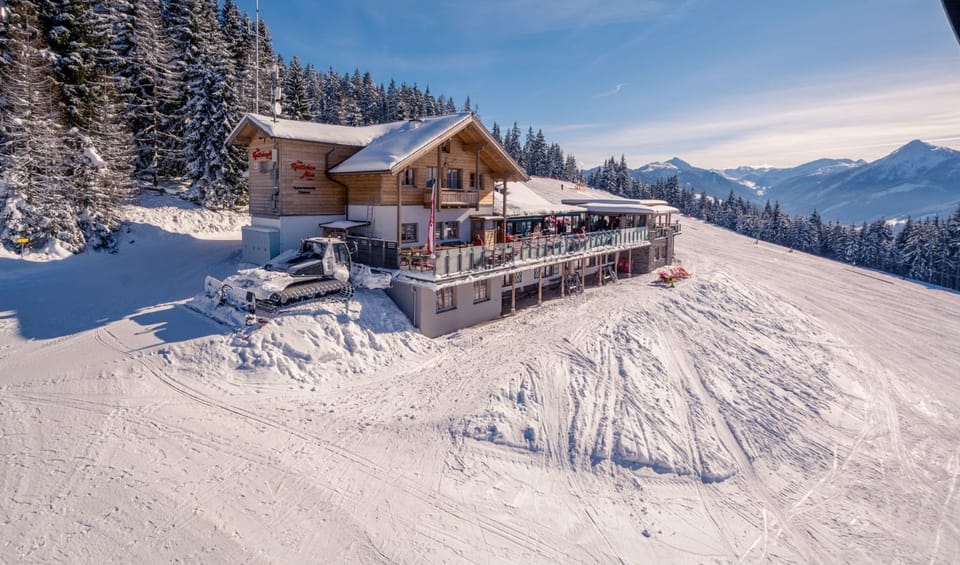 Property building, Winter, Skiing, Mountain view