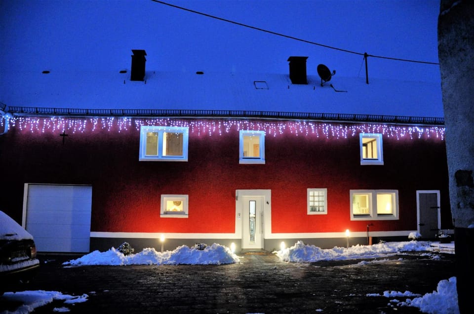 Facade/entrance, Winter