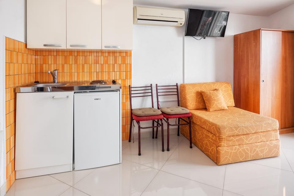 VieW on th sea PISAK Apartment in Split-Dalmatia County