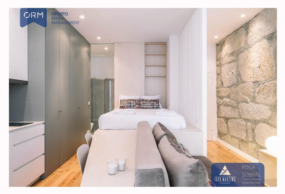 Toilet, Bed, Bathroom, TV and multimedia, Coffee/tea facilities, Kitchen or kitchenette, Living room, Other, Photo of the whole room, Decorative detail, Seating area, Dining area, Bedroom, Area and facilities