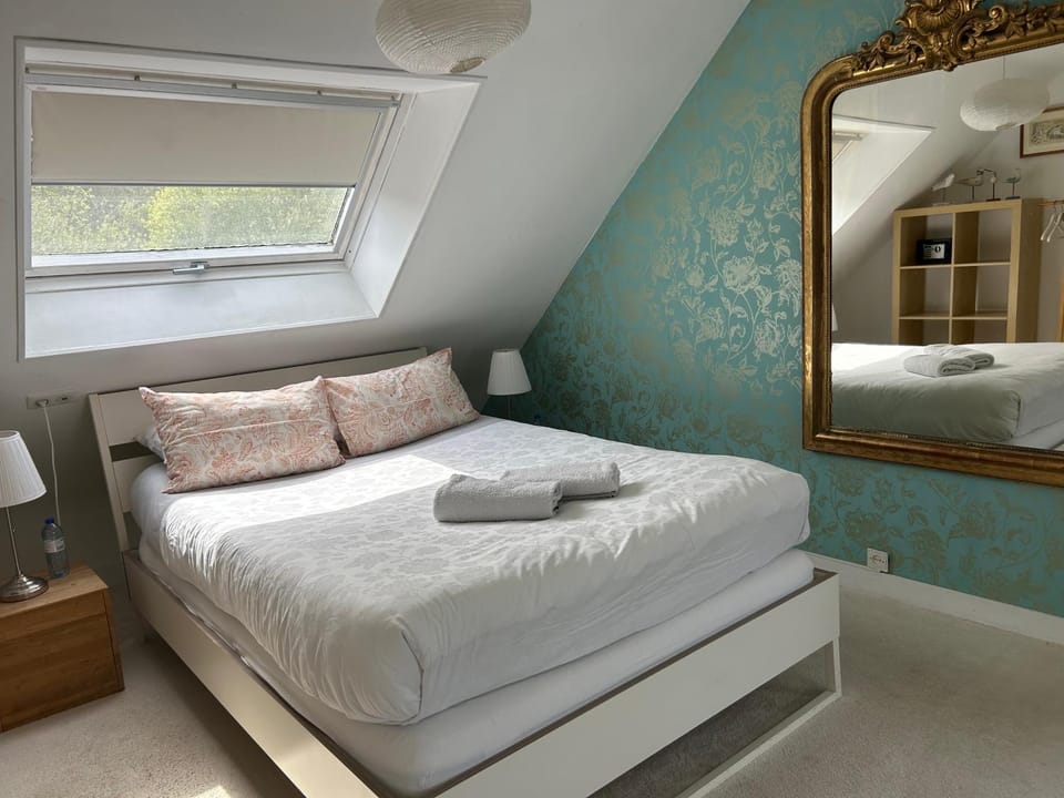 Bedroom, Sea view, heating, internet