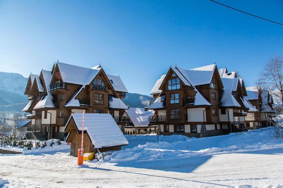 PAJO IV--Apartament POLANA SZYMOSZKOWA Ski-Resort--STOK NARCIARSKI --GARAŻ PODZIEMNY Apartment in Zakopane