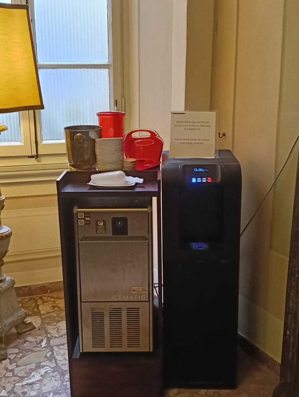 minibar