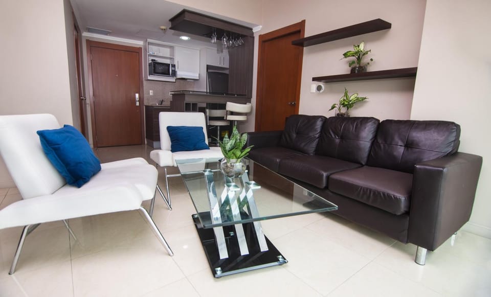 Riverfront I 1, piso 4, suite vista al rio, Puerto Santa Ana, Guayaquil Apartment in Guayaquil