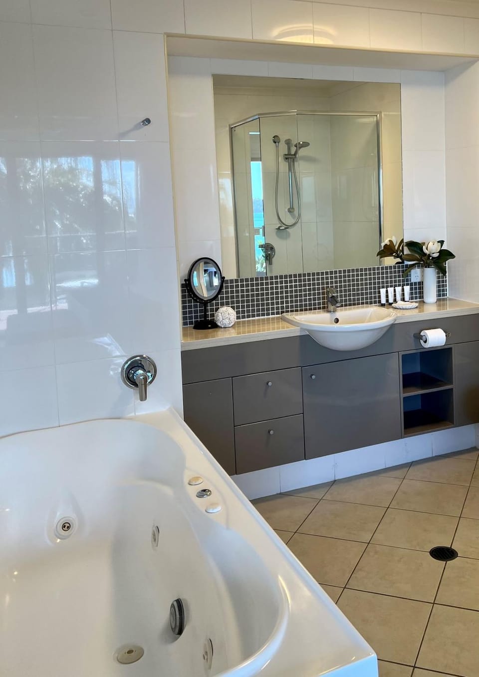 Bathroom, Bath