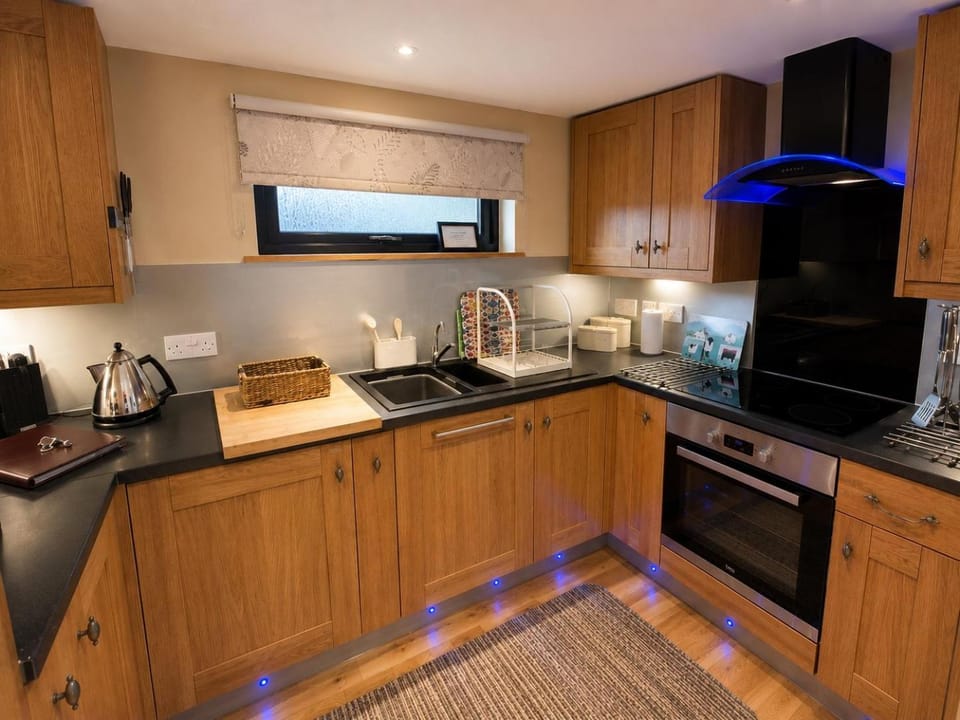 The Wee Ludging - A Cosy Riverside Cottage for Two Nature lodge in Scotland