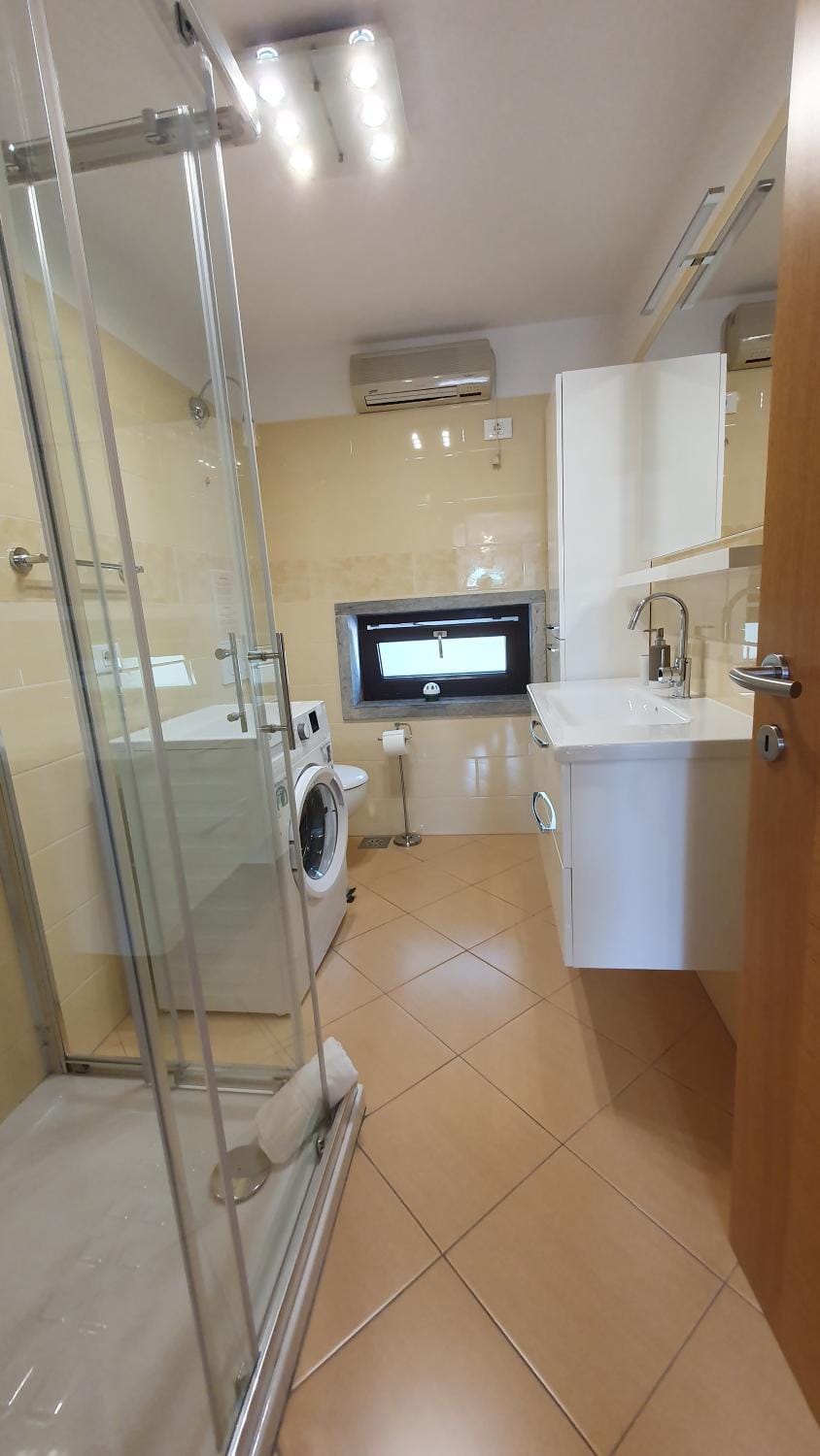 Shower, Bathroom, washing machine