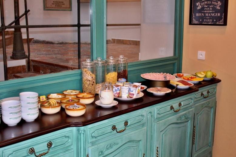 Buffet breakfast