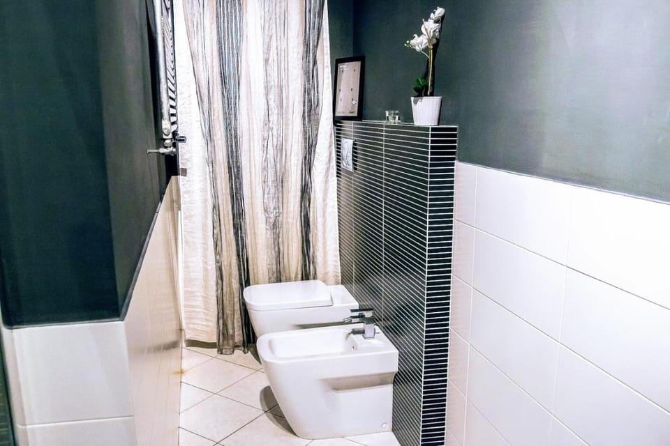 yHome | Stylish Chic Apartment in Turin