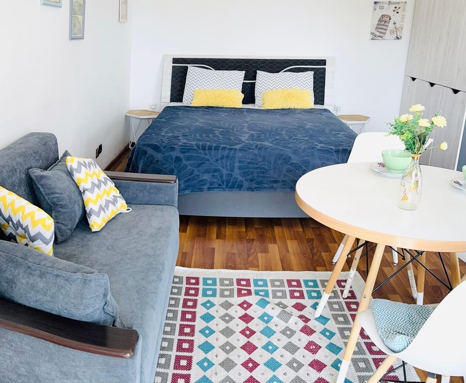TEPLO 44 Center Studio Hotel Style Apartment in Chișinău