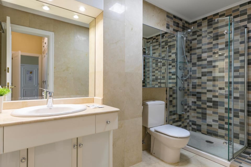 Shower, Bathroom