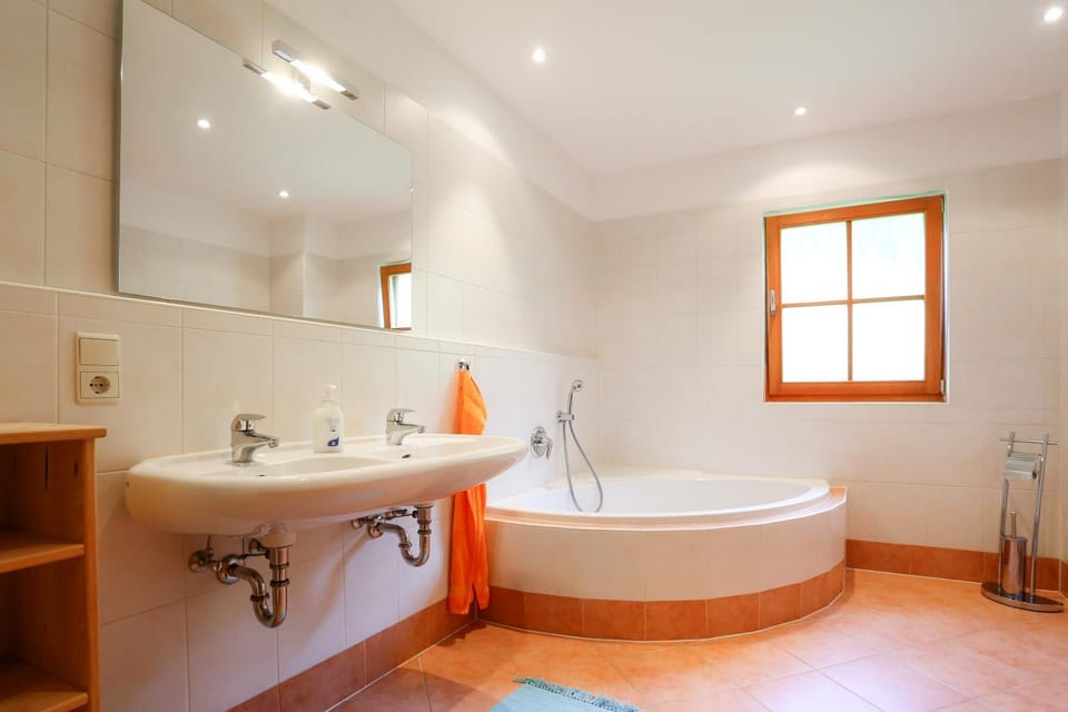 Bathroom, Bath