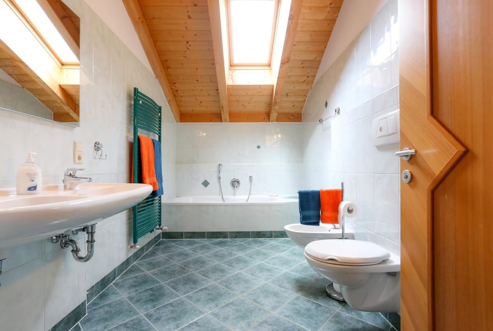 Toilet, Bathroom, bidet