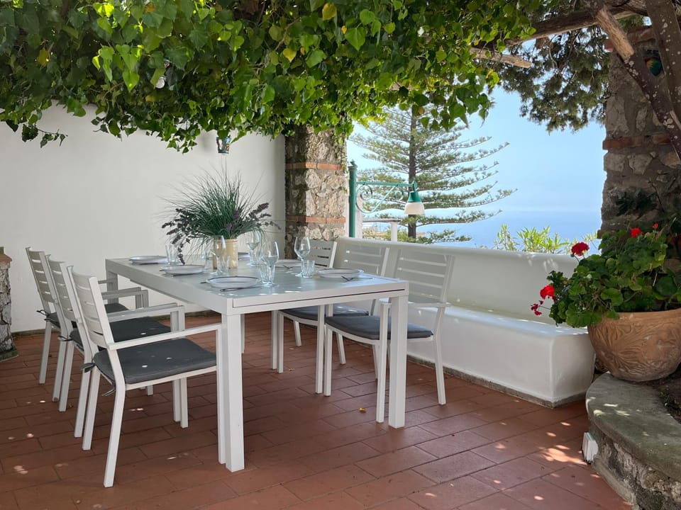 Patio, Day, Natural landscape, View (from property/room), Balcony/Terrace, Dining area, Sea view