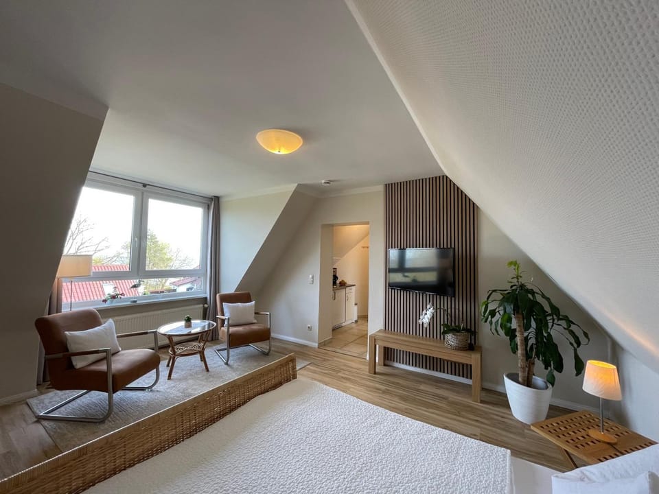 TV and multimedia, Photo of the whole room, Seating area