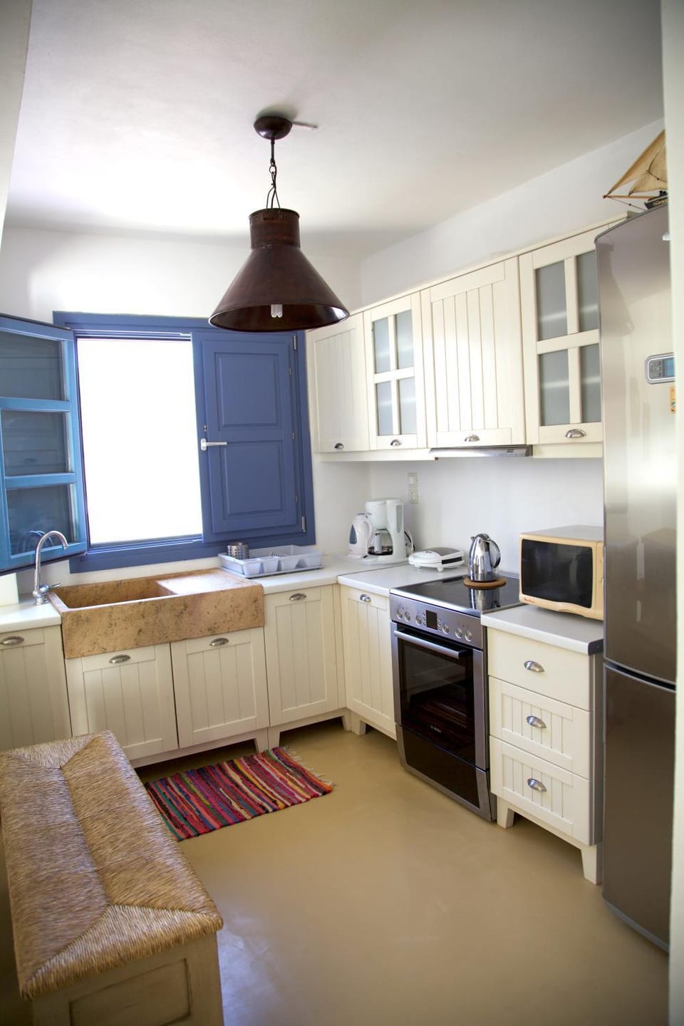 Kitchen or kitchenette, Landmark view, Sea view
